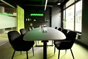 forwardspace koosolekute ruum